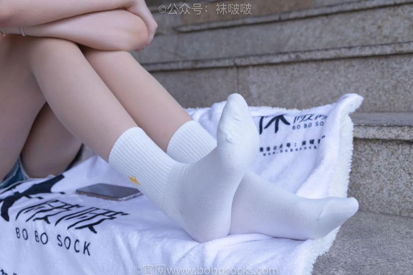 [BoBoSocks袜啵啵]NO.069 小甜豆-vans板鞋、白棉袜、肉丝 [135P]插图3